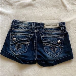 Rock revival shorts Johanna H4